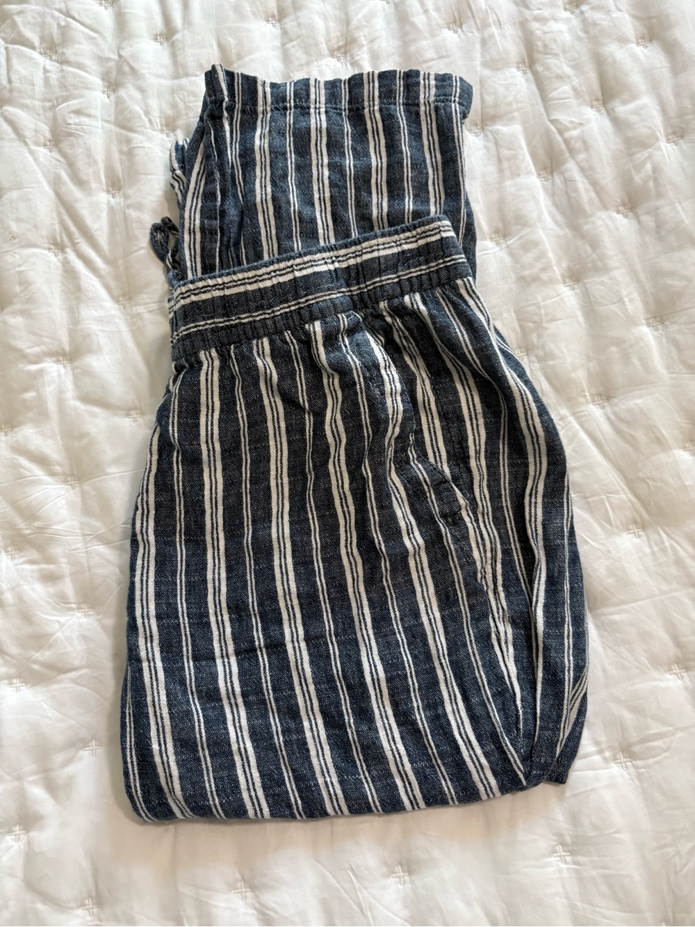 Old Navy Navy and White Striped Wide-Leg Pants Linen Pants Large petite